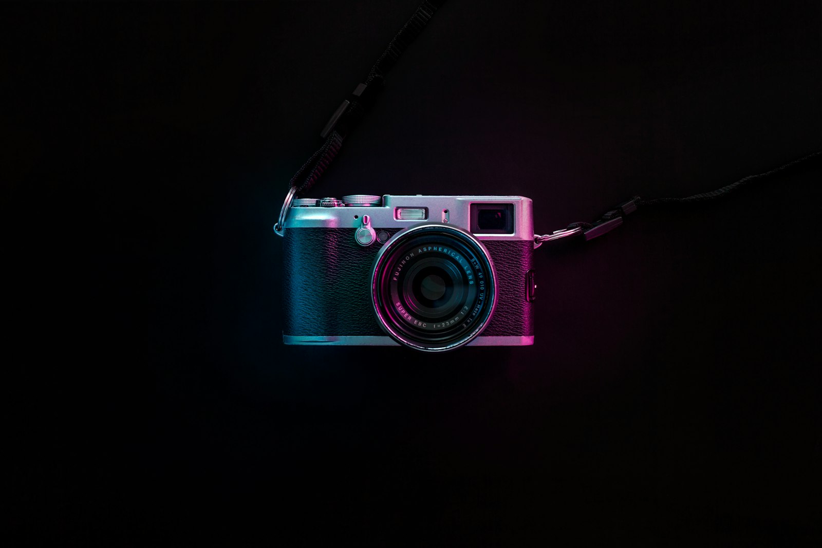 Sony RX10 V суперзум камера
