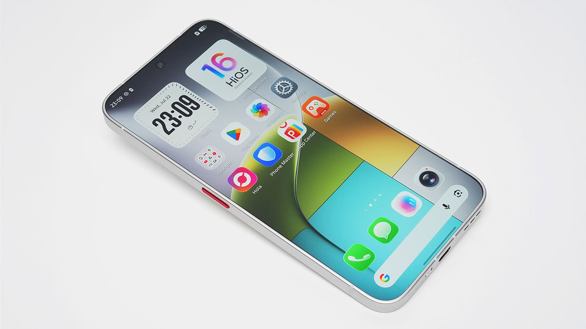 TECNO Borderless Concept — смартфон с дисплеем без рамок